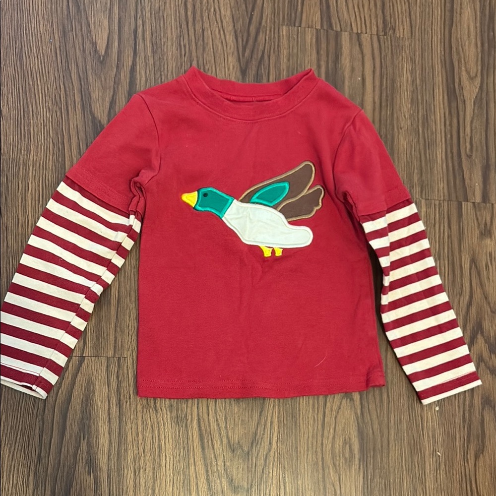 Burgundy Duck Appliqué Kids Shirt